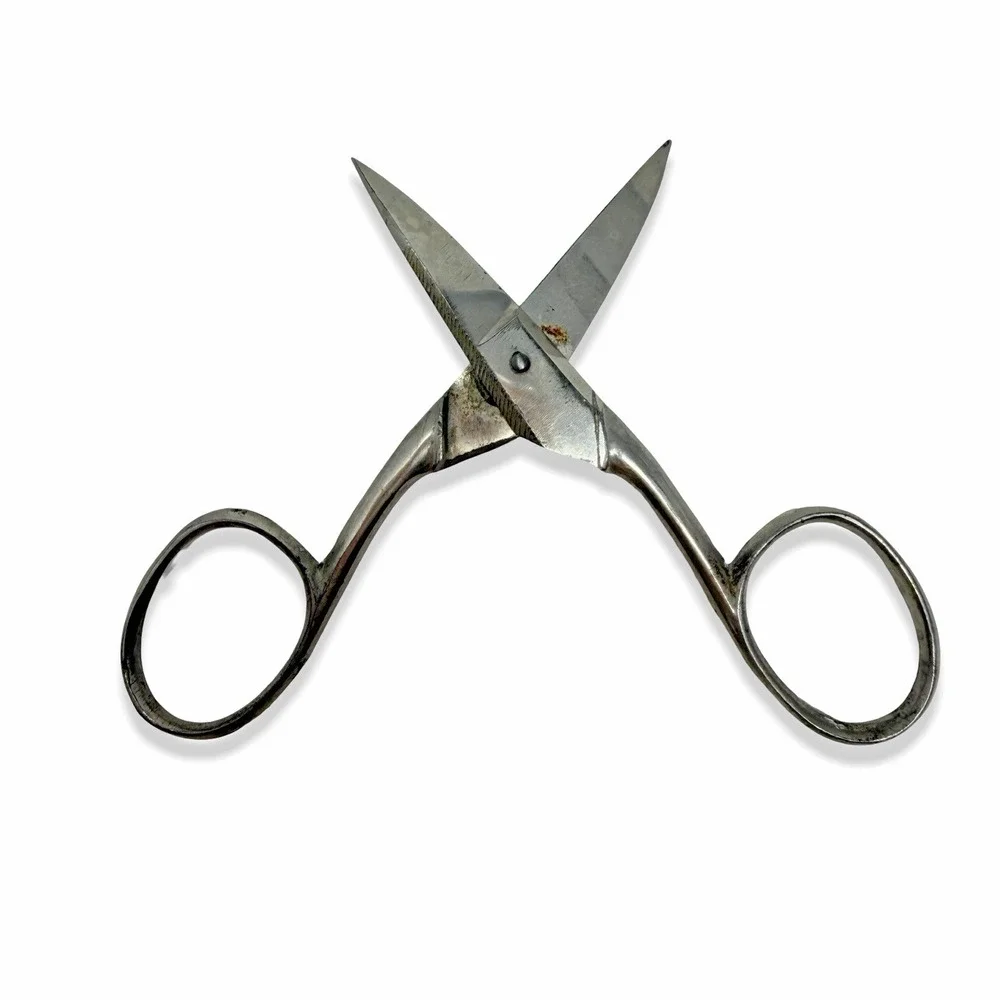 Vintage Small Steel Embroidery Sewing Scissors Pointed Thread Snips Shears